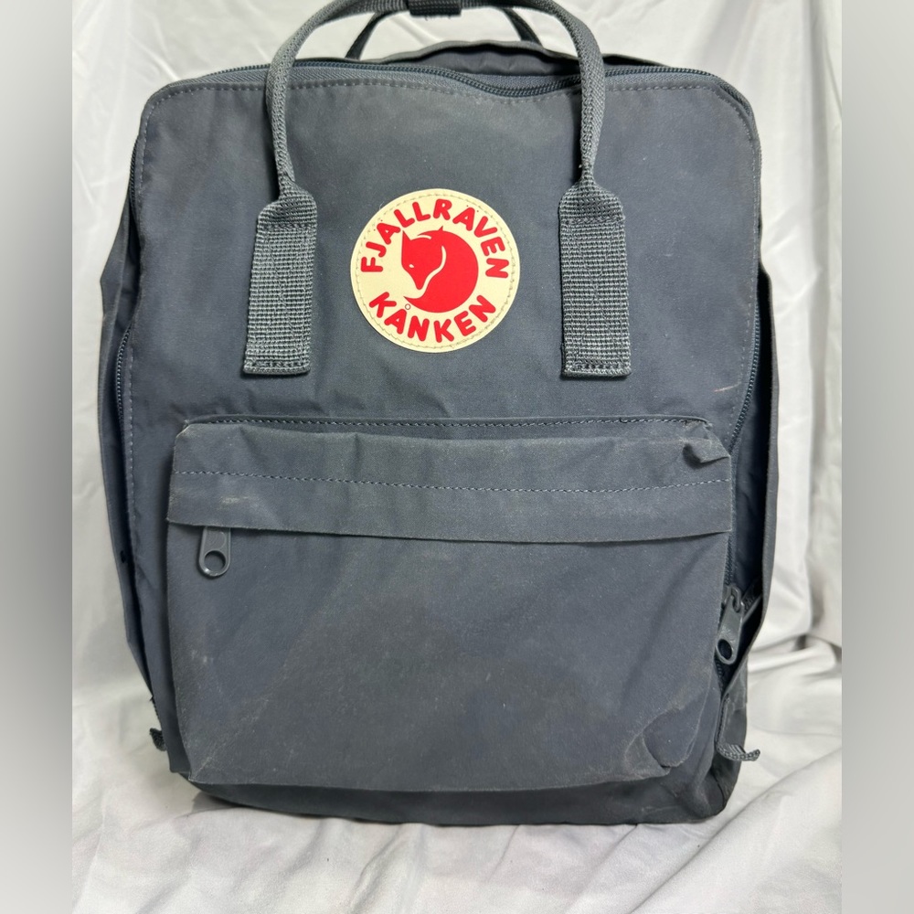 Fjallraven Kanken Backpack Navy